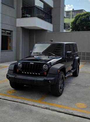 JEEP WRANGLER 3.6 UNLIMITED SPORT 4X4 V6 GASOLINA 4P AUTOMÁTICO